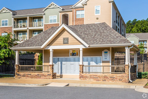 chenal-pointe-at-the-divide-little-rock-ar-building-photo(1).jpg
