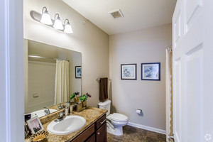 chenal-pointe-at-the-divide-little-rock-ar-interior-photo(16).jpg