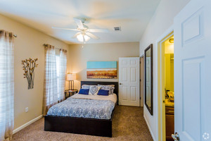 chenal-pointe-at-the-divide-little-rock-ar-interior-photo(23).jpg