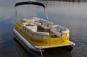 C:\Users\Debbie\Pictures\BentleySamplePics\220-CRUISE-YELLOWDSC_10212.jpg