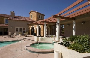 hottub.jpg